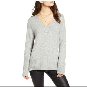 VERO MODA V-neck Sweater In Light Grey Melange
